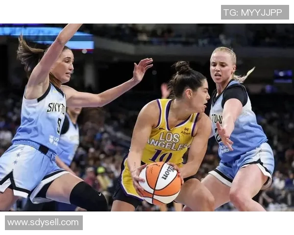 2018年WNBA季后赛狂热队与自由队激战回顾与精彩瞬间分析