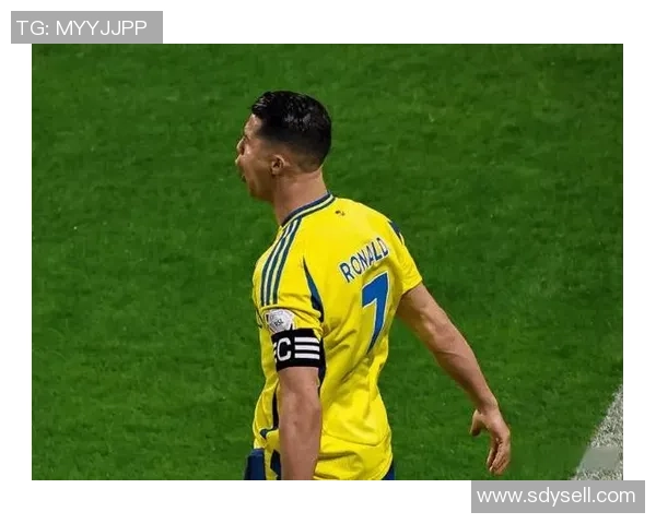 C罗对阵巴萨精彩集锦回顾展现传奇对决的巅峰时刻