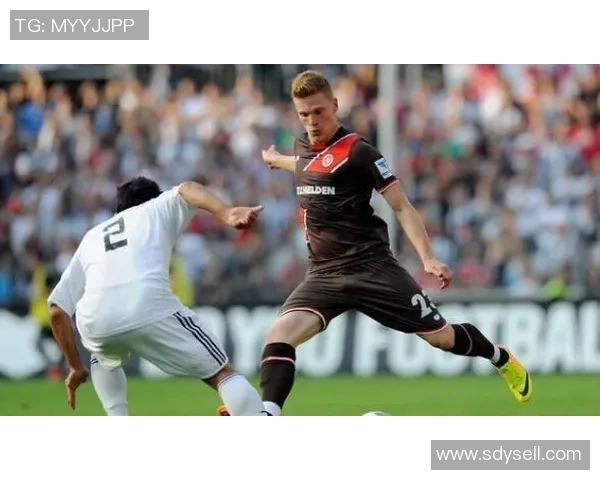 圣保利迎战天津权健双方实力对决期待精彩比赛瞬间 圣保利迎战天津权健双方实力对决期待精彩比赛瞬间