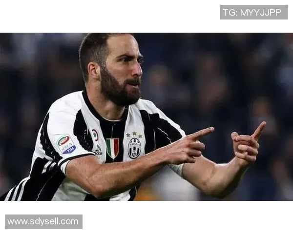 坎塞洛：从边缘球员到足球场上的闪耀明星之路与成长故事